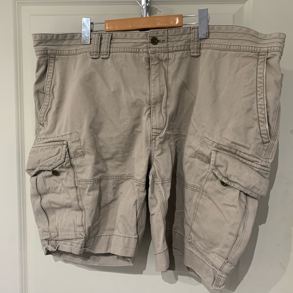 Ralph Lauren Vintage Men's Tan Cargo Shorts